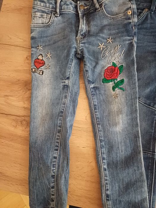 Spodnie jeans 3 sztuki Guess i 2 razy Gap 110