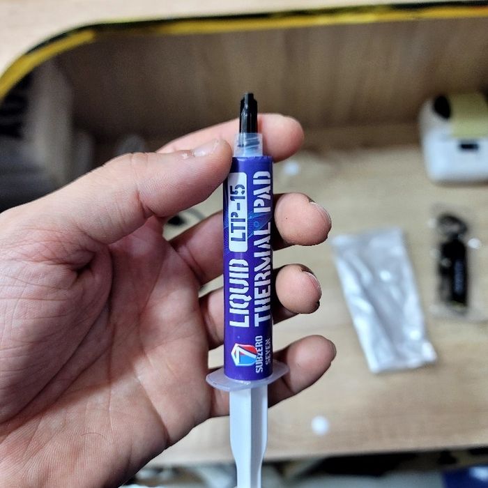 Термопрокладка жидкая DENKA Laird Tputty 910 607 термогель рідка жидка