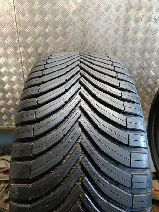 225/40/18 Bridgestone Turanza AllSeason 6 225/40 R18 92Y 2025