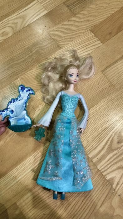 Lalka Elza strzelajaca Mattel tort gratis Barbie syrenka