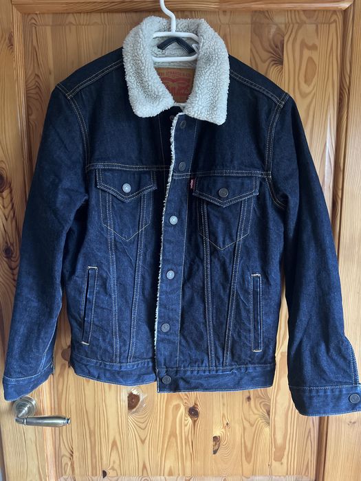 Sprzedam katanę firmy Levi's w kolorze odcieniu granatowym rozmiar  S