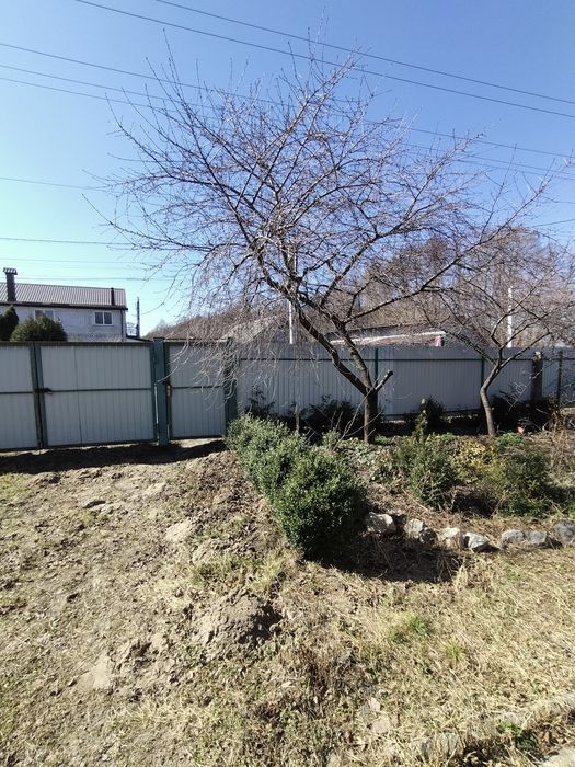 Продается дом на два входа , недалеко от центра,  92 кв.м.