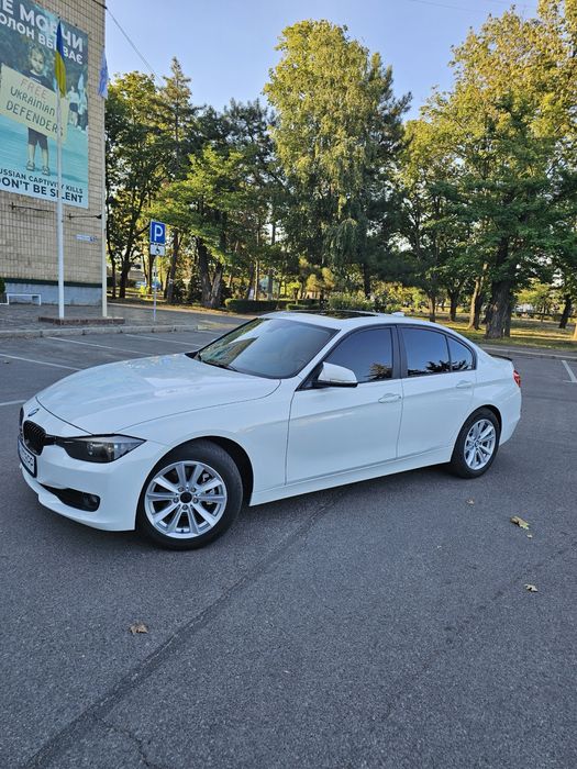 BMW 3 Series 2013 VIN WBA3C3C54DF981379 фото оголошення 2 з 13