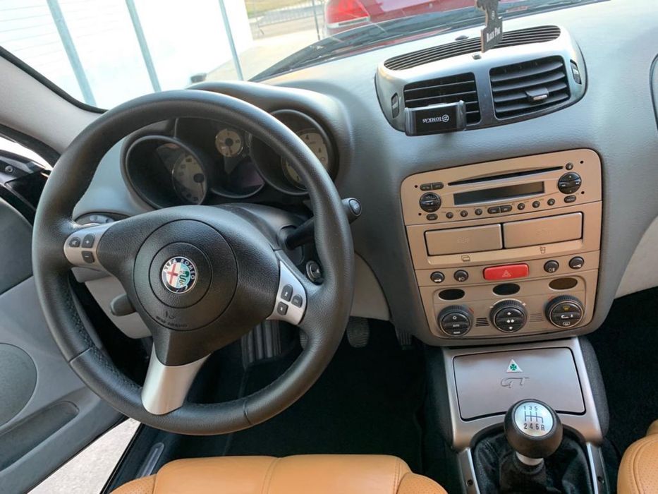 Alfa Romeo GT  1.9 Jtd