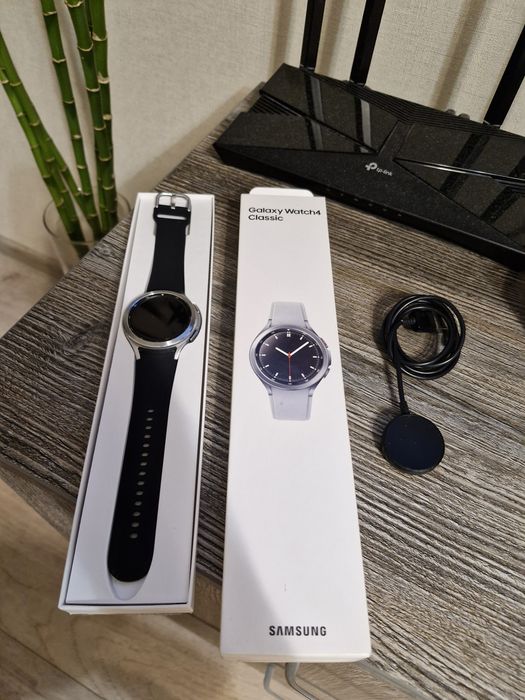 Смарт - годинник Samsung Galaxy Watch 4 Classic 46mm