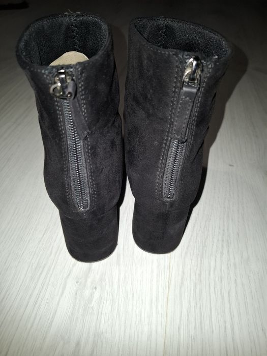 Botki stradivarius 38 czarne zamek obcas