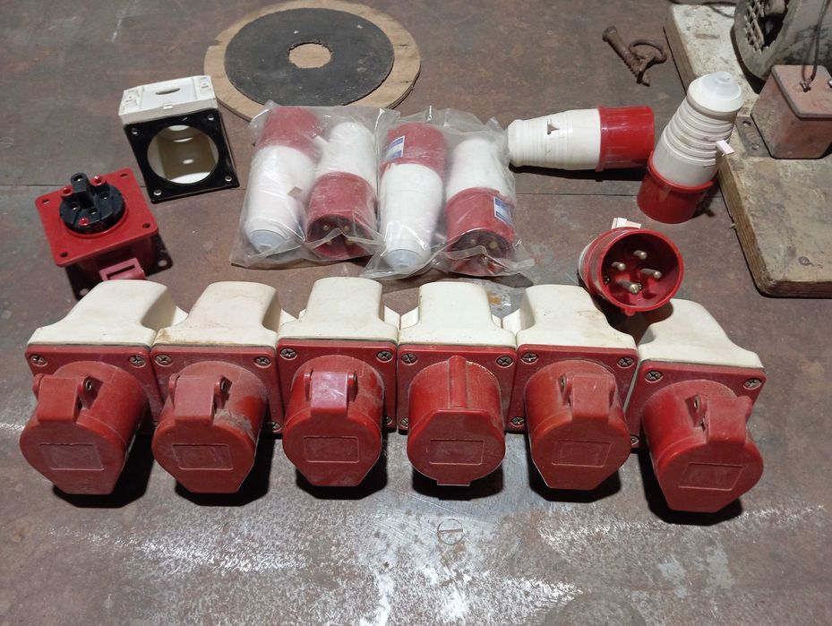 Продам евро резетки 380 в