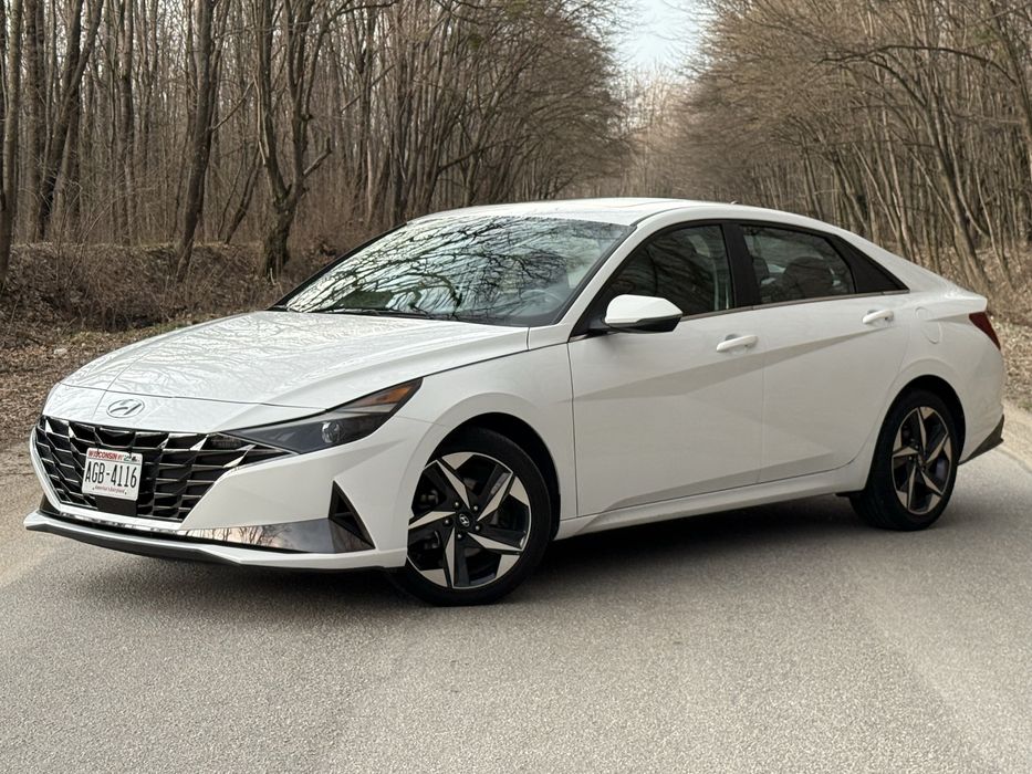 Hyundai Elantra 2021