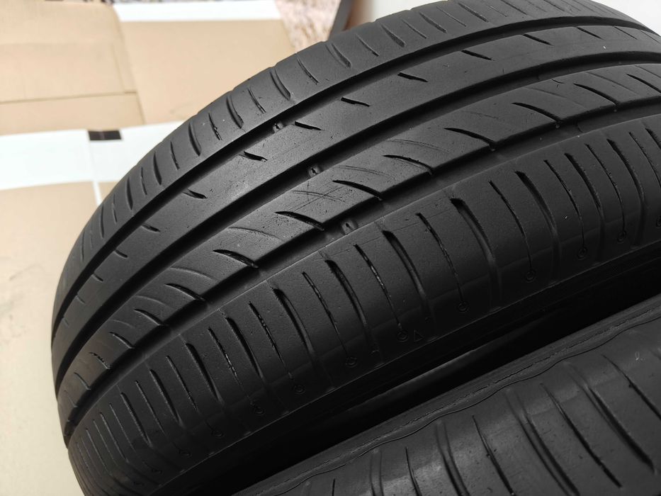 2шт Kumho Ecsta R15 195 65 шини літні хороший стан
