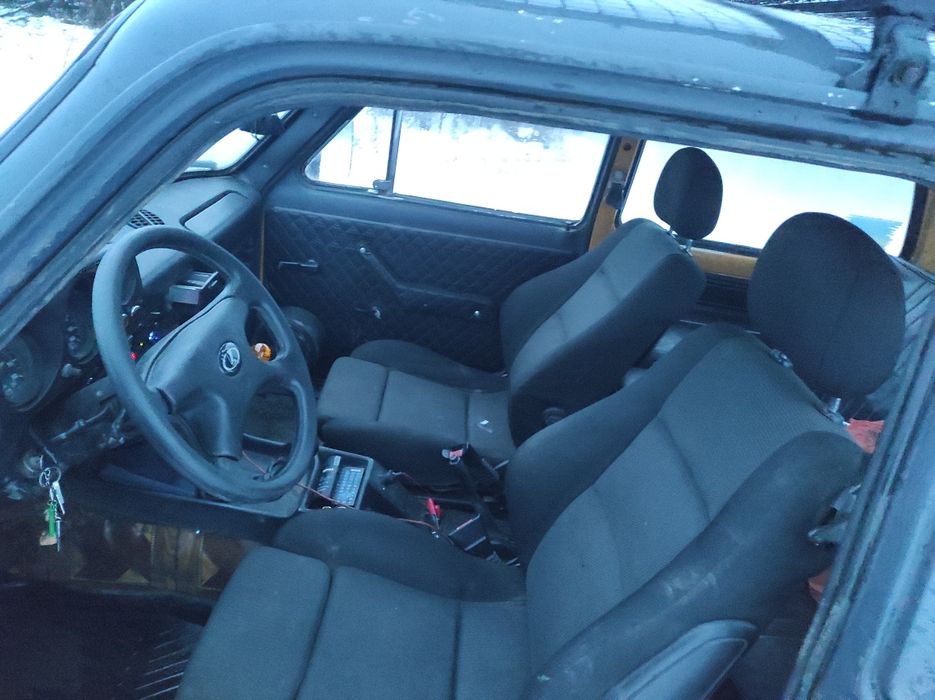 Продам нива 2121