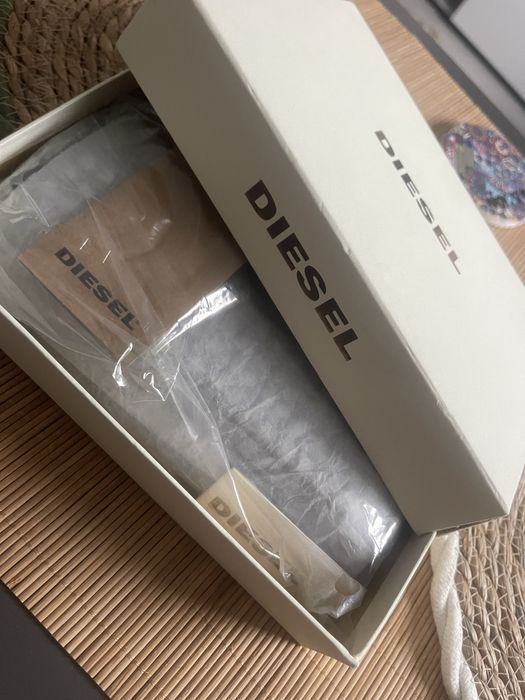 Portfel Diesel z ćwiekami