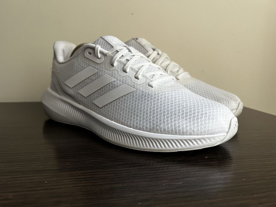 Кросівки Adidas RUNFALCON 3.0 HP7546 Розмір 43.5 на 27.5 см