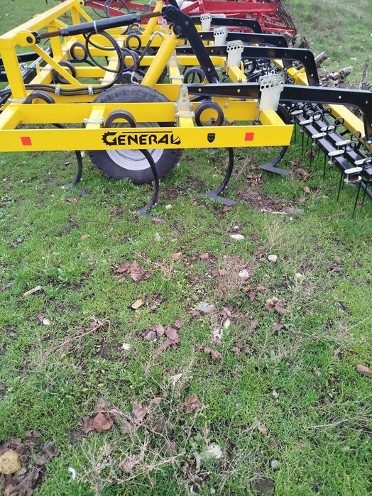 Продам причіпний культиватор General