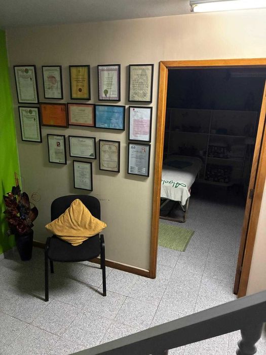 Gabinete com sala de estar - Laranjeiro/Almada