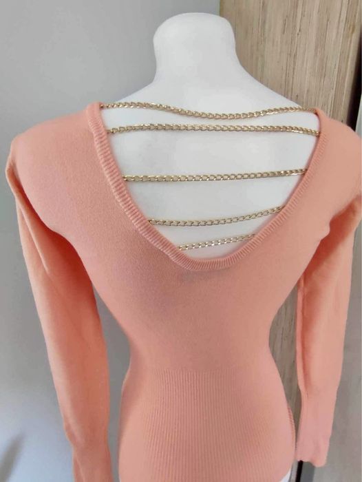 Sweter morelowy  dekolt V,  lekki  S/M
