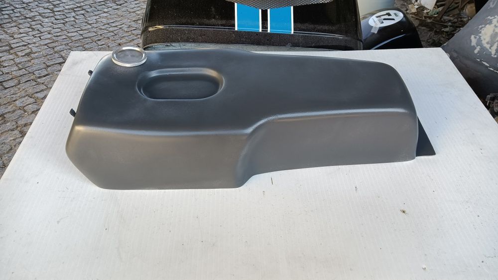 Depósito gasolina Yamaha TZ classicas Benelli cafe Racer competição