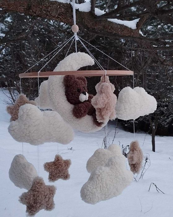 Підвіска на дитяче ліжечко, мобіль