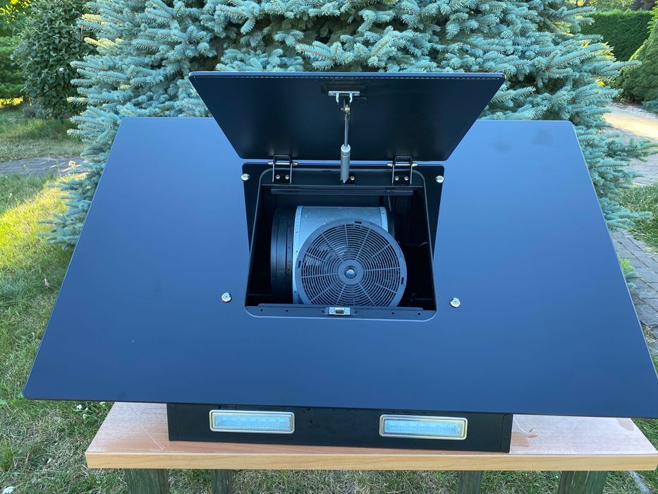 Okap kuchenny Amica KH 17383 E 90 cm – czarny, szklany, 660 m³/h