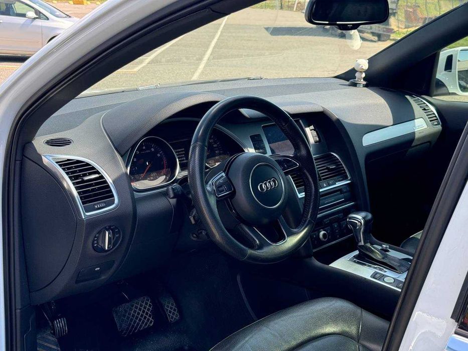 Продам Audi Q7 3.0 TFSI 2013