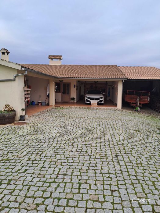 Vivenda Rústica/Moderna