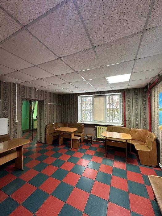 Луцьке Кільце 147м2 Продам приміщення по Соборній з Парковкою