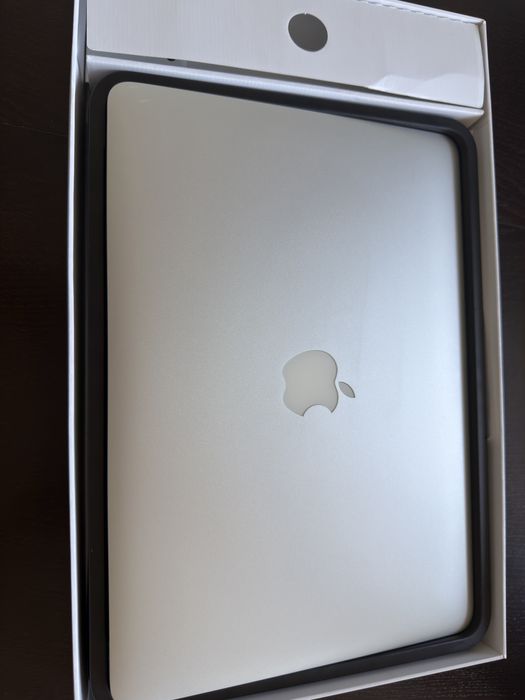 Laptop MacBook Air A1369 stan super