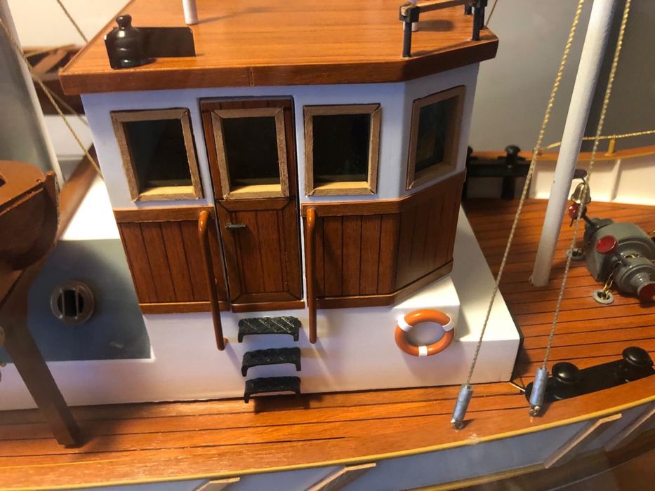 Unikatowy model holownika pełnomorskiego M/S „Ulises”, w gablocie