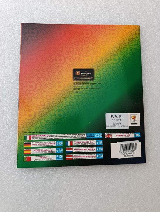 Caderneta de cromos de futebol vazia Euro 2004 Panini