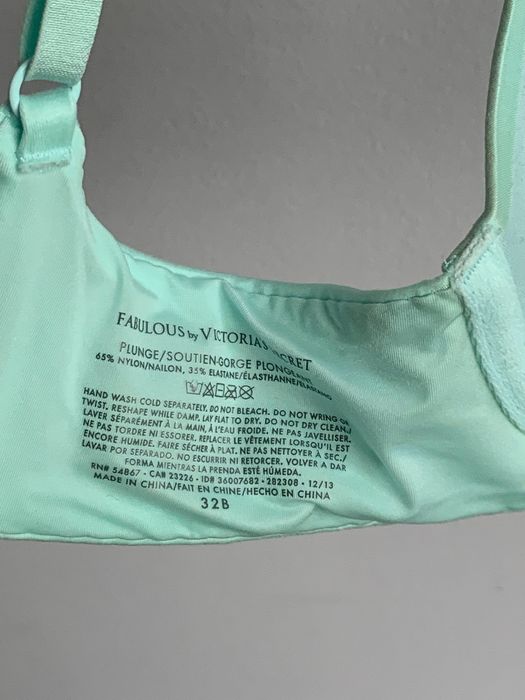 Biustonosz Victoria’s Secret 70B