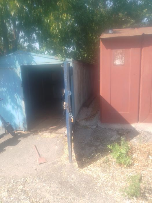 Продам  Гараж металлический район новый хлебозавод 14999 грн