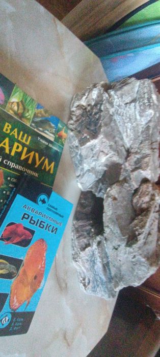 Декоративний грот для акваріума