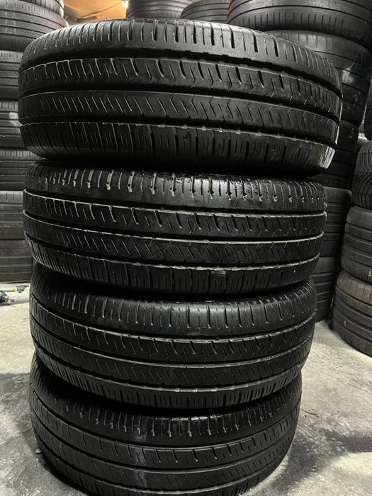 Комплект літньої гуми 215/65/16с