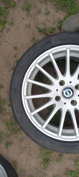 Alusy  volvo  17