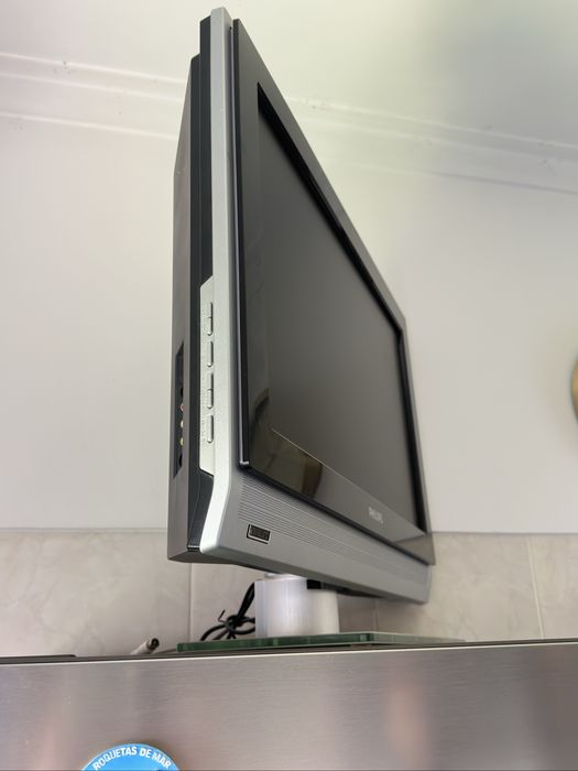 Tv LCD philips de 26 polegadas (66 diametro)