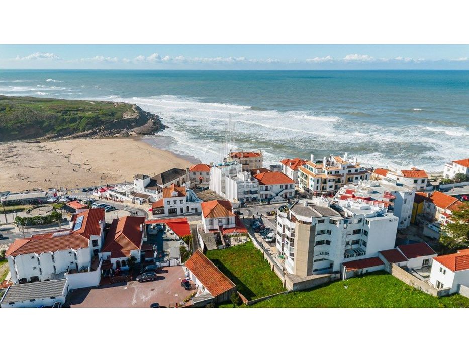 Apartamento com Vista Mar na Praia das Maçãs | Sintra — Colares, Lisboa