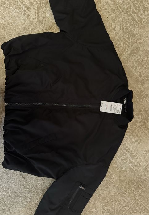 Бомбер Zara oversize