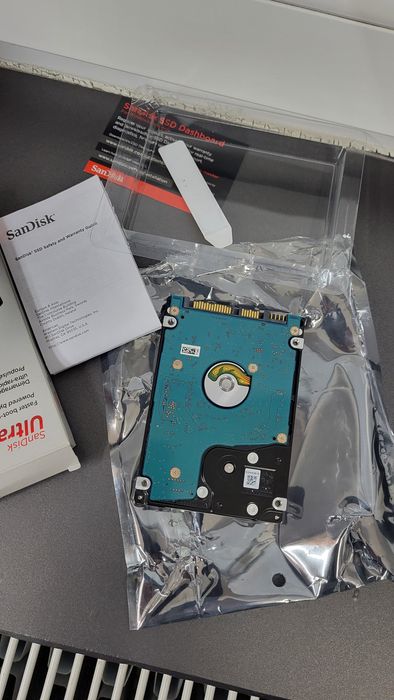 Dysk HDD Toshiba 1TB