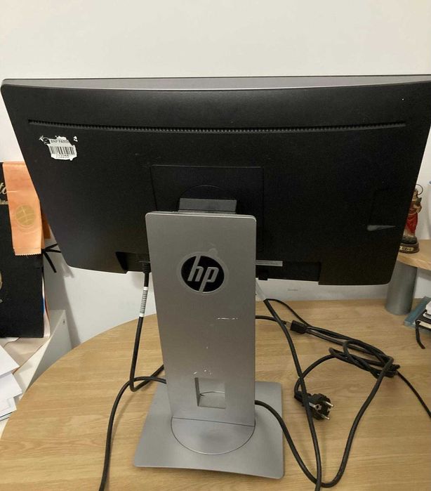 HP EliteDisplay E202 / Teclado / Rato