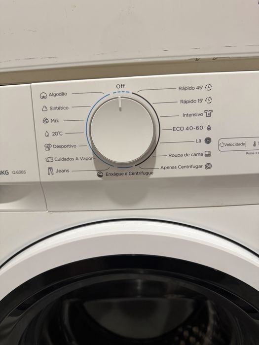 Máquina lava-roupas Qilive como nova - LEIA