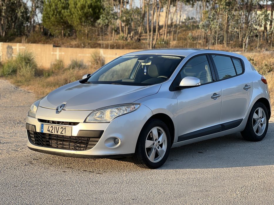 Renault Mégane 1.5 dCi — Apenas 85.000 km reais (Nacional)