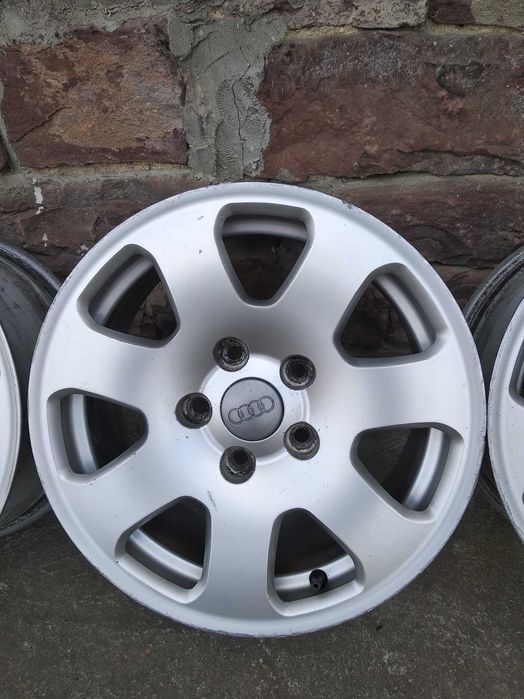 Диски AUDI R15 et39 7j 5x112 A3 A4 A6 VW Volkswagen Golf Caddy Transporter T4 Touran Skoda Octavia Seat ковані ковка Німеччина