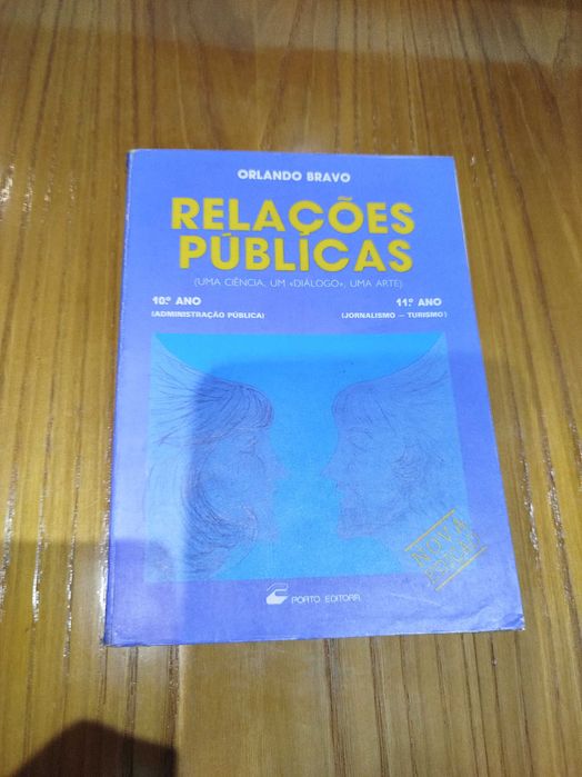 Livro "Relações Públicas" - Orlando Bravo - Porto Editora 10º Ano