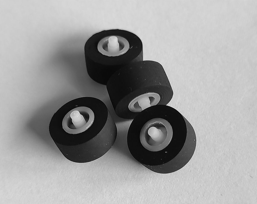 Rolki dociskowe magnetofonu Technics 4 szt