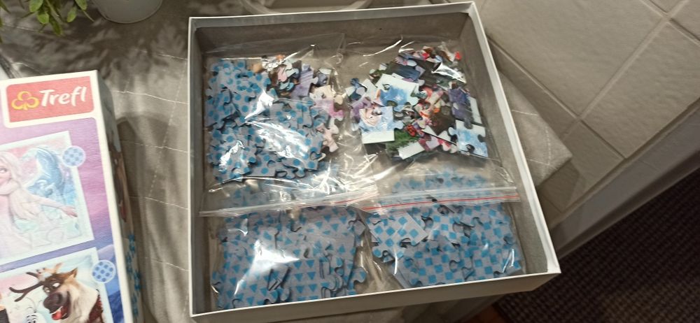 Puzzle Trefl Disney Frozen 4+ Elza i Anna 4 w 1