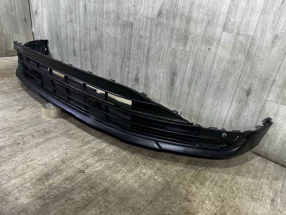 Бампер передний VW Tiguan 2 (2021 2022 2023 2024 г.) Спойлер накладка