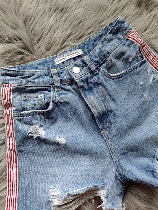 Krótkie spodenki Stradivarius 34 XS jeansowe na lato dżinsowe szorty
