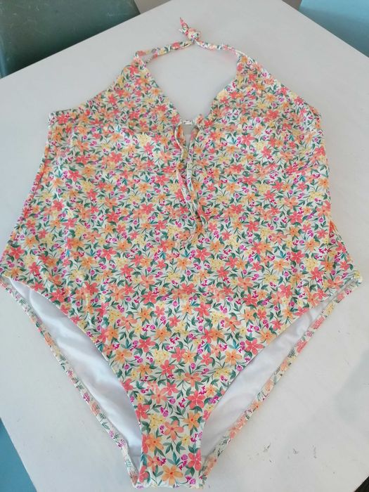 Fatos de banho La Redoute tamanhos grandes, novo