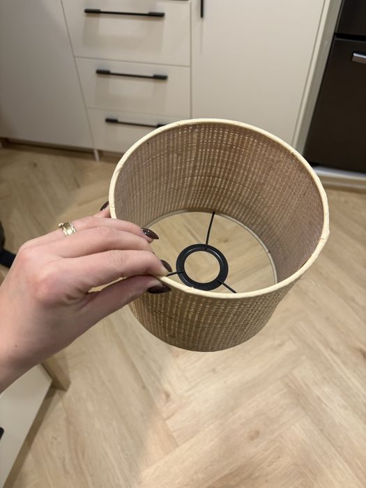 Rattanowy abażur do lampki
