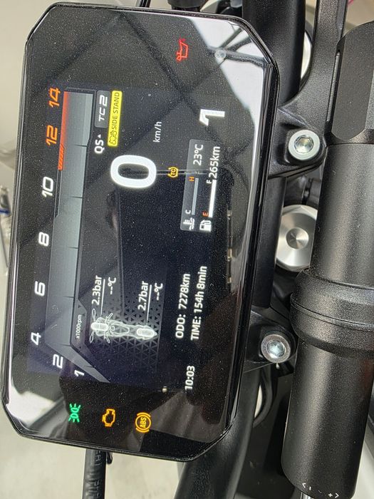 Cf moto  675 Nk.