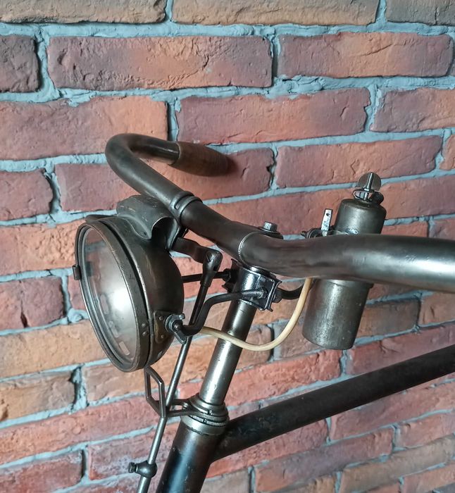 Przedwojenna Zabytkowa Lampa Rowerowa